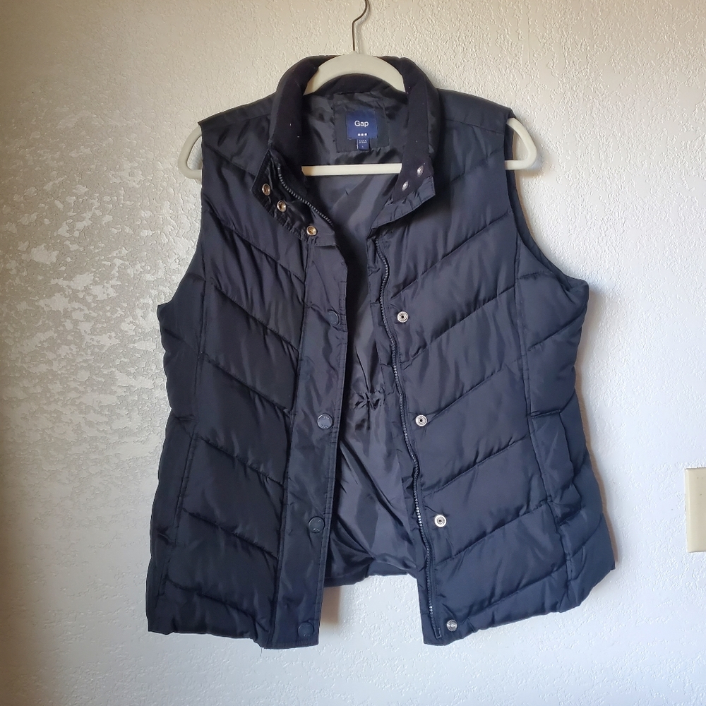 GAP, Women's Puffer Vest